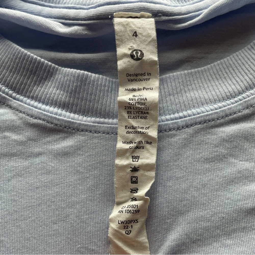 Lululemon All Yours Cropped Tee Pastel Blue 4 Gym Yoga Pilates Casual Loungewear - Picture 5 of 7